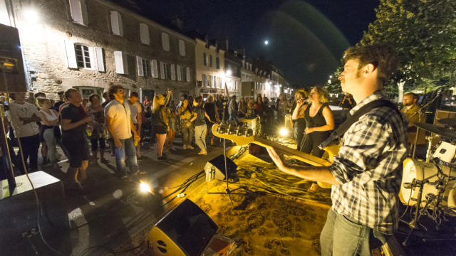 jazz-en-ville--vannes--le-divenah2.jpg