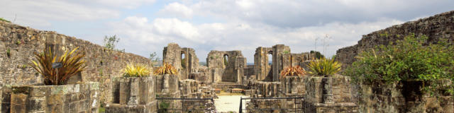 0-abbaye-de-landvennec-torset-pierre.jpg