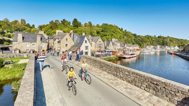 dinan-lamoureux-alexandre-1.jpg