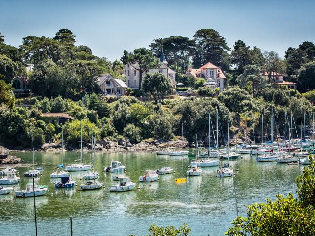 Avant port et villas Pornic