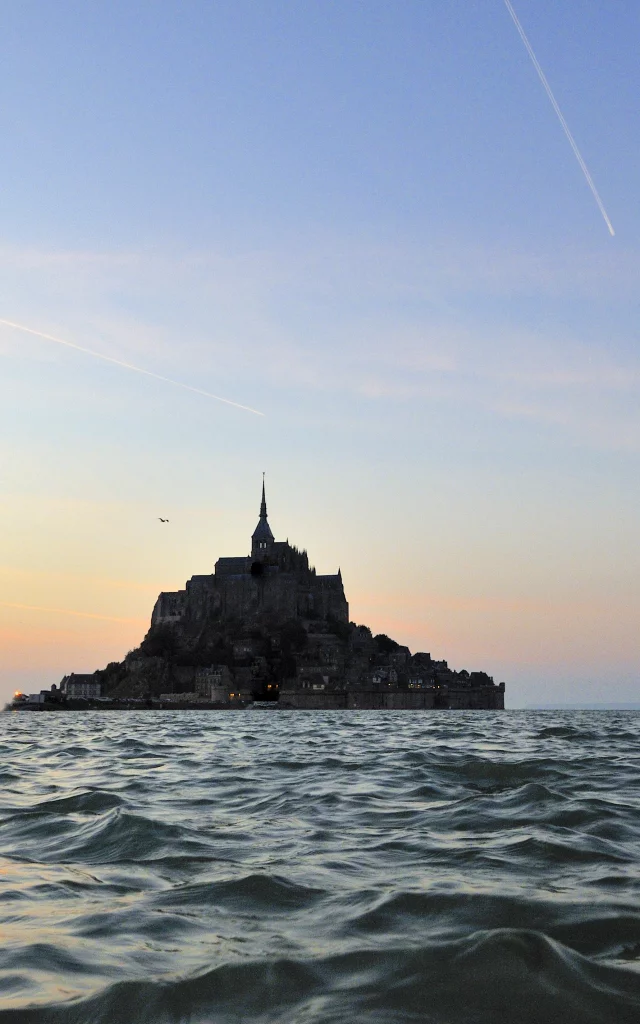 mont-saint-michel-yvon-boelle.jpg