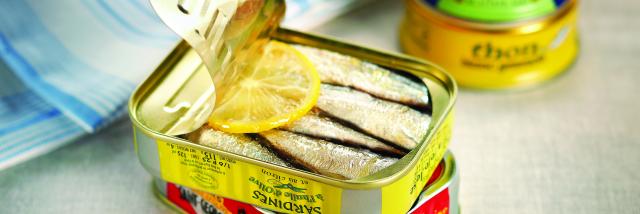 la-belle-iloise-sardines-aux-citrons-huile-dolive.jpg