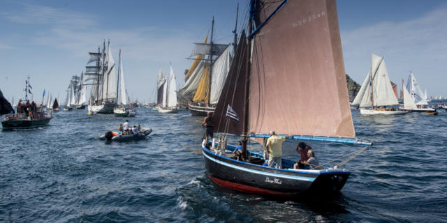 Brest - Fêtes maritimes internationales - La grande parade