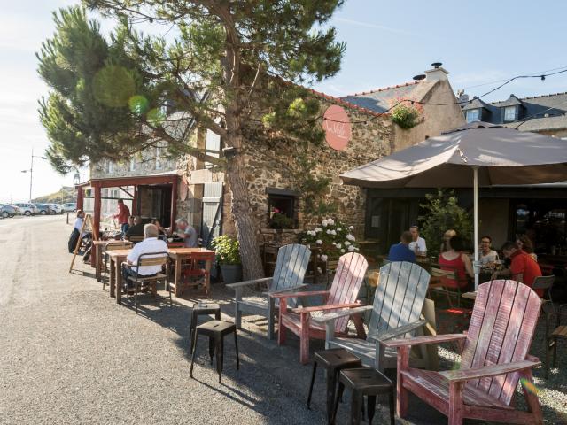 Restaurant La Voile, le port du Dahouët, Pléneuf-Val-André (22)