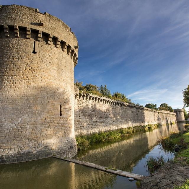 guerande-fortification-simon-bourcier-corps-de-p.jpg