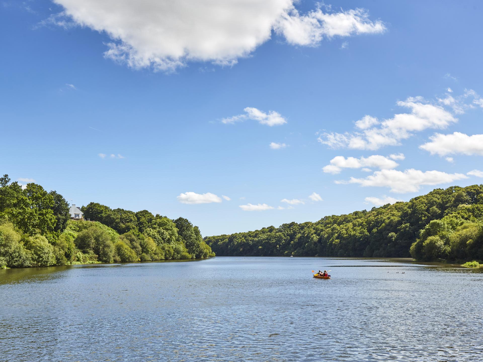 Jugonleslacs Tourisme Bretagne