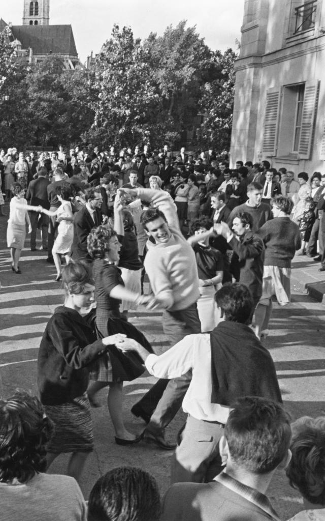 Bal du 14 Juillet - Ile Saint-Louis, Paris 1961