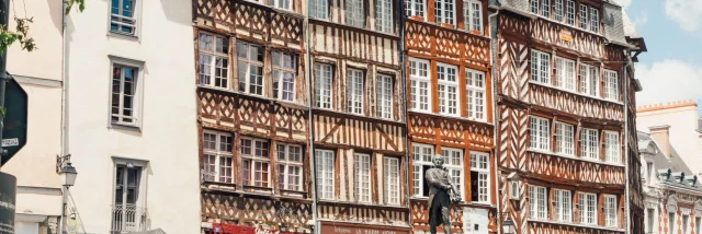 Rennes - Place Champs Jacquet