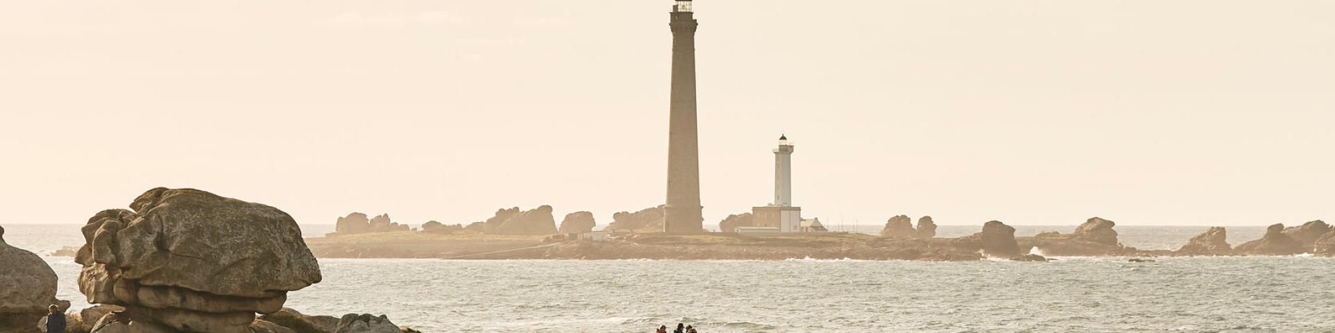 Phare de l'île vierge depuis Beg Monom