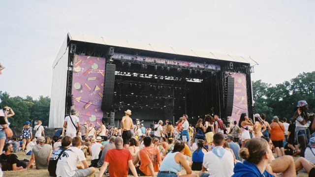 Yashica T4 - Kodak Ultramax 400