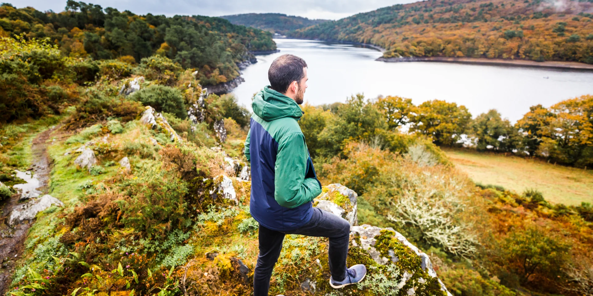 Tregnanton, vue sur le Lac de Guerledan