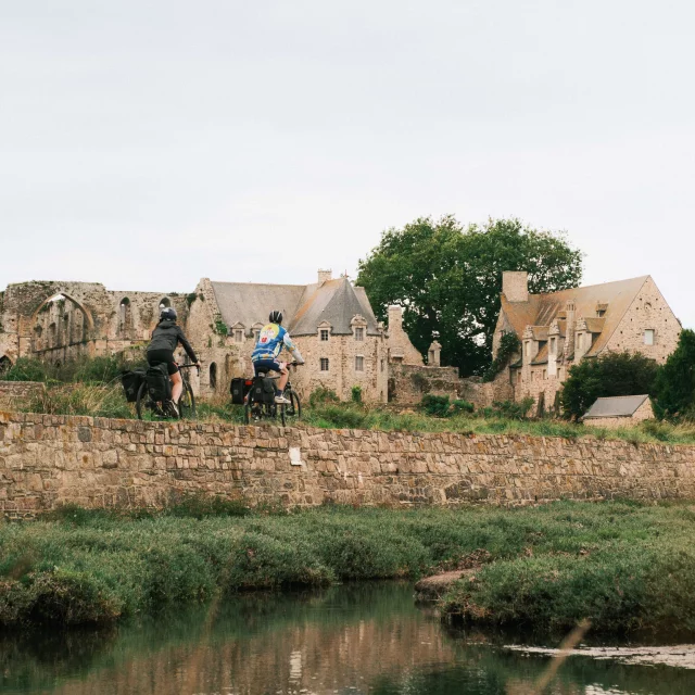 En gravel à l'Abbaye de Beauport, Paimpol