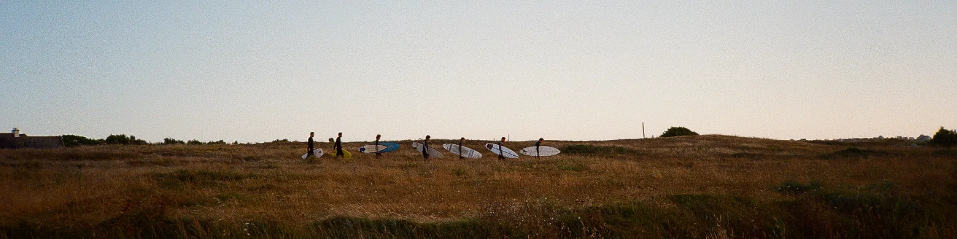 Plomeur - La Torche - Surfeurs