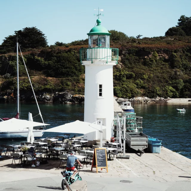 Belle-Ile-en-Mer_Port de Sauzon_Phare