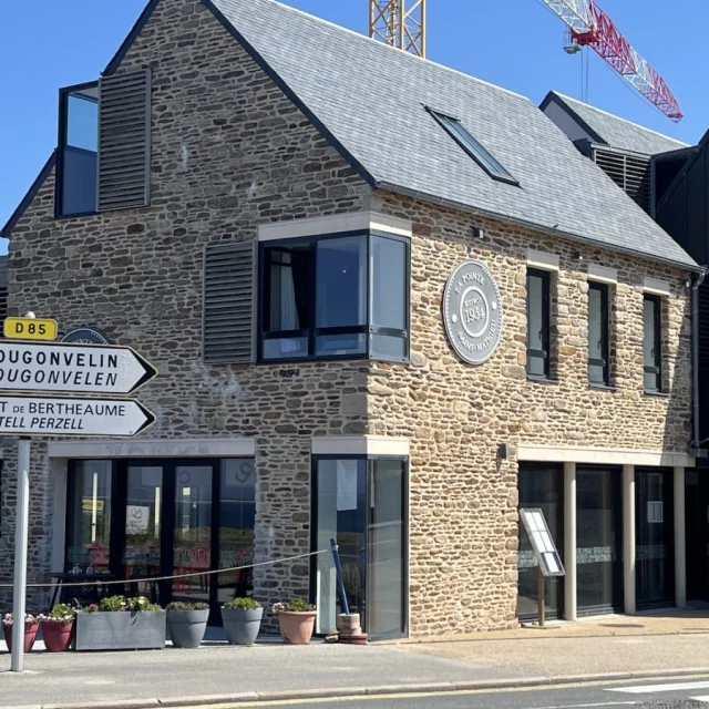 Bretagne Bistro 1953 Saint Mathieu Vanunddavon 1200x900 1