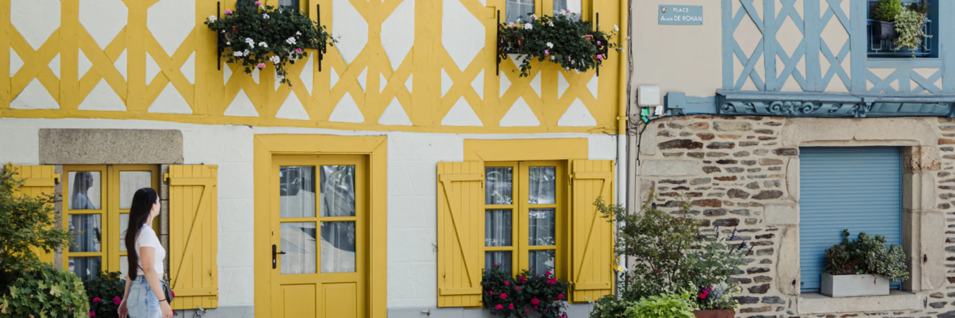 Josselin - Maisons et commerces en pans de bois