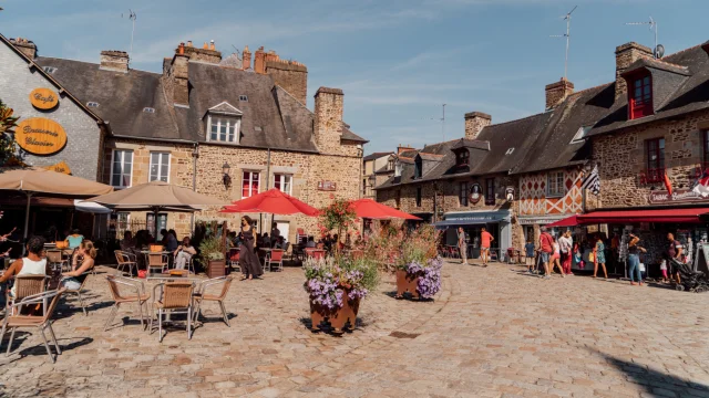 Place du Château - Fougères