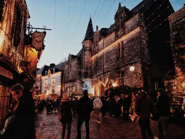 Rochefort-en-Terre pendant les fêtes - Illuminations de Noël