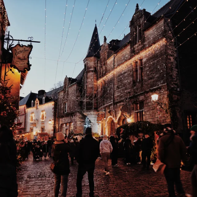 Rochefort-en-Terre pendant les fêtes - Illuminations de Noël