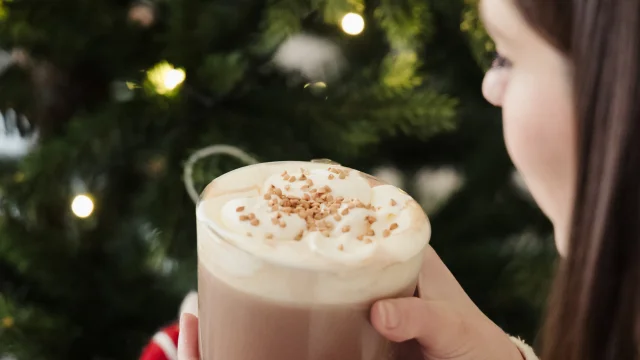 Chocolat chaud viennois au caramel au beurre salé