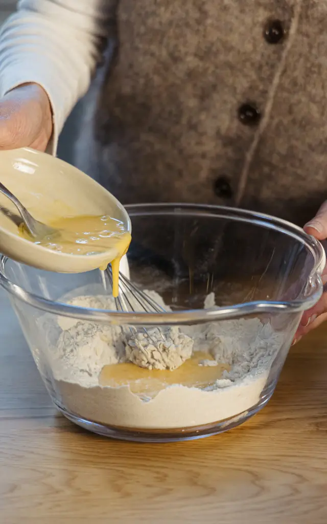 Mélange beurre, crème et farine