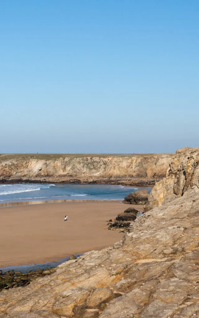 Quiberon - Surfeur sur la plage